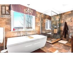 915 QUEENSTON Road - 31