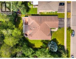 63 DAIMLER Drive - 3