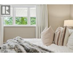 5 MAPLE Avenue - 17