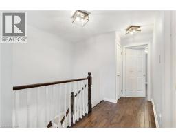 2092 ENGLISH Crescent - 13