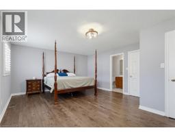 2092 ENGLISH Crescent - 14