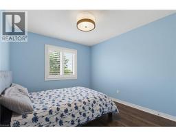 2092 ENGLISH Crescent - 16
