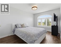 2092 ENGLISH Crescent - 17
