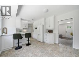 64 WARREN Road - 12
