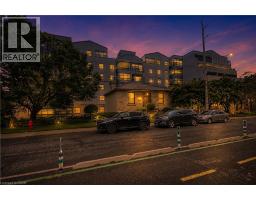 175 E HUNTER Street E UnitNo. 401 - 1