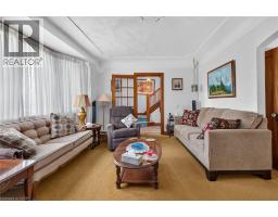 20 CAMERON Avenue S - 22