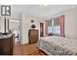 20 CAMERON Avenue S - 32