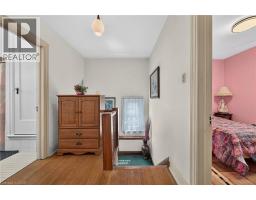 20 CAMERON Avenue S - 34