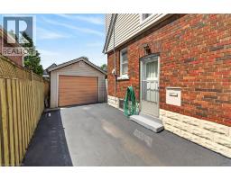 20 CAMERON Avenue S - 39