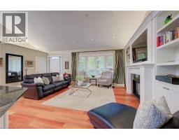 200 MACDONALD Place - 12