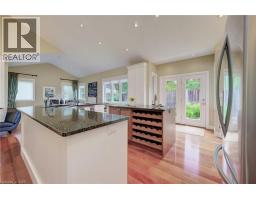 200 MACDONALD Place - 16