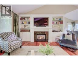 200 MACDONALD Place - 9