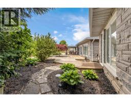 1285 COCKSHUTT Road - 43