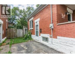 42 GUELPH Street - 31