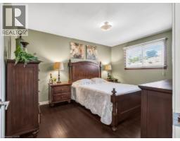 16 JUNIPER Drive - 20