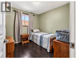 16 JUNIPER Drive - 21