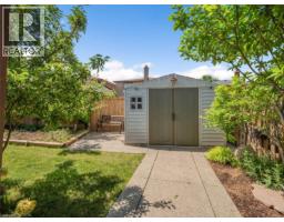 16 JUNIPER Drive - 33