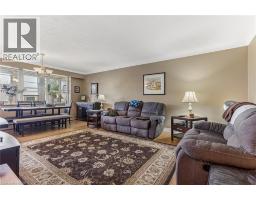 38 CHARLTON Avenue W UnitNo. 302 - 4