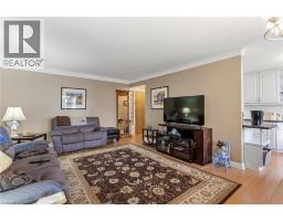 38 CHARLTON Avenue W UnitNo. 302 - 8