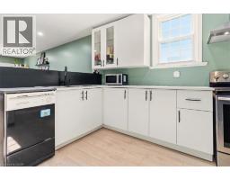 29 WEXFORD Avenue N - 10