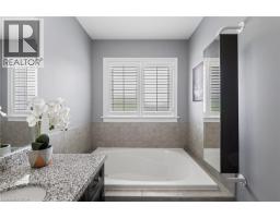 21 SUMMERBERRY Way - 35