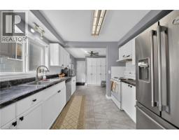 22 EDITH Street - 9