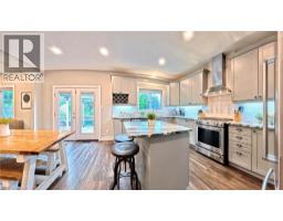 40 MCCORMICK Drive - 25