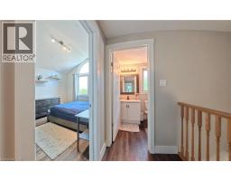 40 MCCORMICK Drive - 33