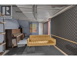 2040 MAIN Street - 31