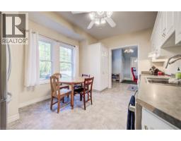 111 PINEWOOD Avenue - 13