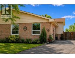 45 HOPEWELL Crescent - 1