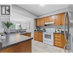 130 ROBERT Street UnitNo. 32 - 8