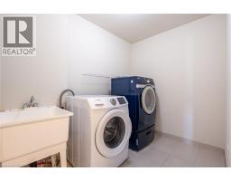 175 LORMONT Boulevard - 32