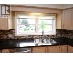 1087 MAPLEHURST Avenue - 8