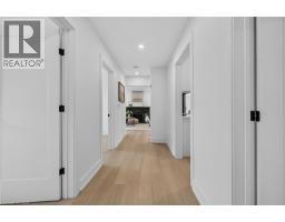 124 CORMAN Avenue - 31