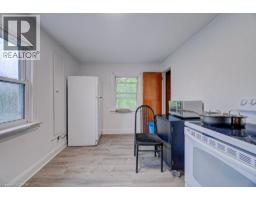 128 POLLOCK Avenue - 27