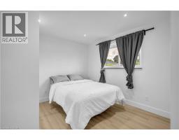 253 FERNWOOD Crescent - 16