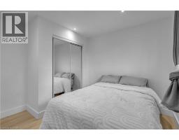 253 FERNWOOD Crescent - 17