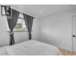 253 FERNWOOD Crescent - 18