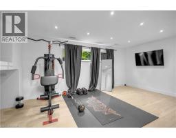 253 FERNWOOD Crescent - 26