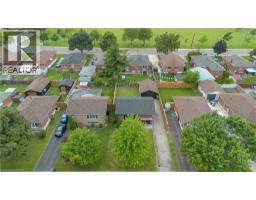 253 FERNWOOD Crescent - 39