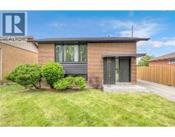 253 FERNWOOD Crescent - 4