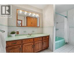 11 MARSHALL Avenue - 15