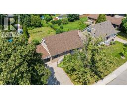 11 MARSHALL Avenue - 34