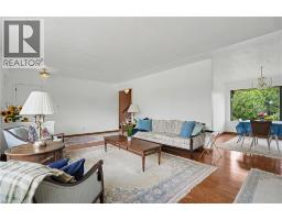 11 MARSHALL Avenue - 8
