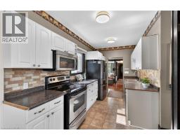 147 STRACHAN Street E - 13