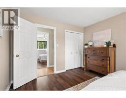 11 BONNIEWOOD Drive - 25