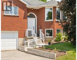 11 BONNIEWOOD Drive - 3