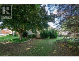6 STRATHCONA Crescent - 6