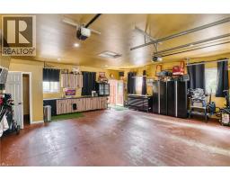 459 WALLACE Avenue N - 42